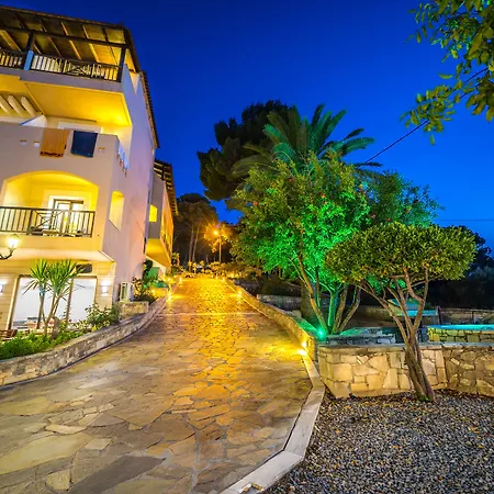 Forest Park فندق ريثيمنو