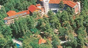 Forest Park فندق ريثيمنو
