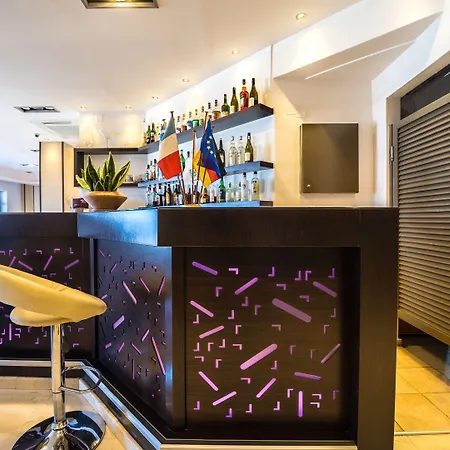 Hotel Forest Park 4*