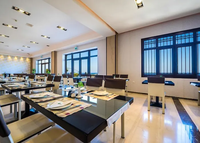 Hotel Forest Park 4*